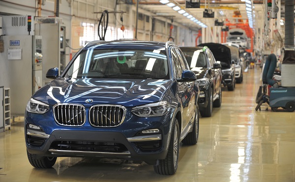 Debrecenben épít gyárat a BMW