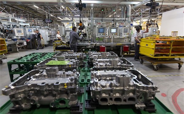 Megkezdődött az új PSA motorok sorozatgyártása a szentgotthárdi Opel gyárban