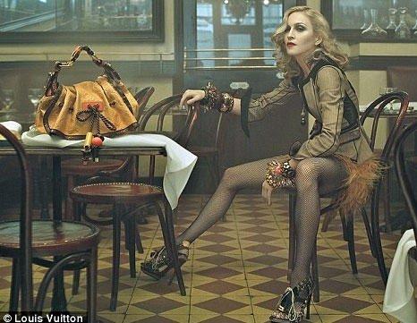 Louis Vuitton - divattaska.hu