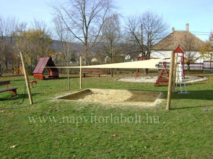 homokozó árnyékolás