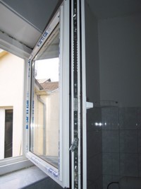 Lakomecz-Möbel - műanyag nyílászárók,ablakszerviz,télikertek, erkélybeépítések,beépített bútorok,könnyűszerkezetes házak