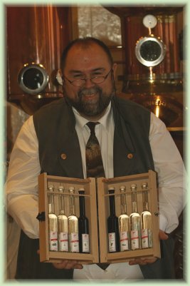 Zimek Manufaktúra-pálinkafőzde,látványfőzde, pálinka,gyümölcspálinka, törkölypálinka,