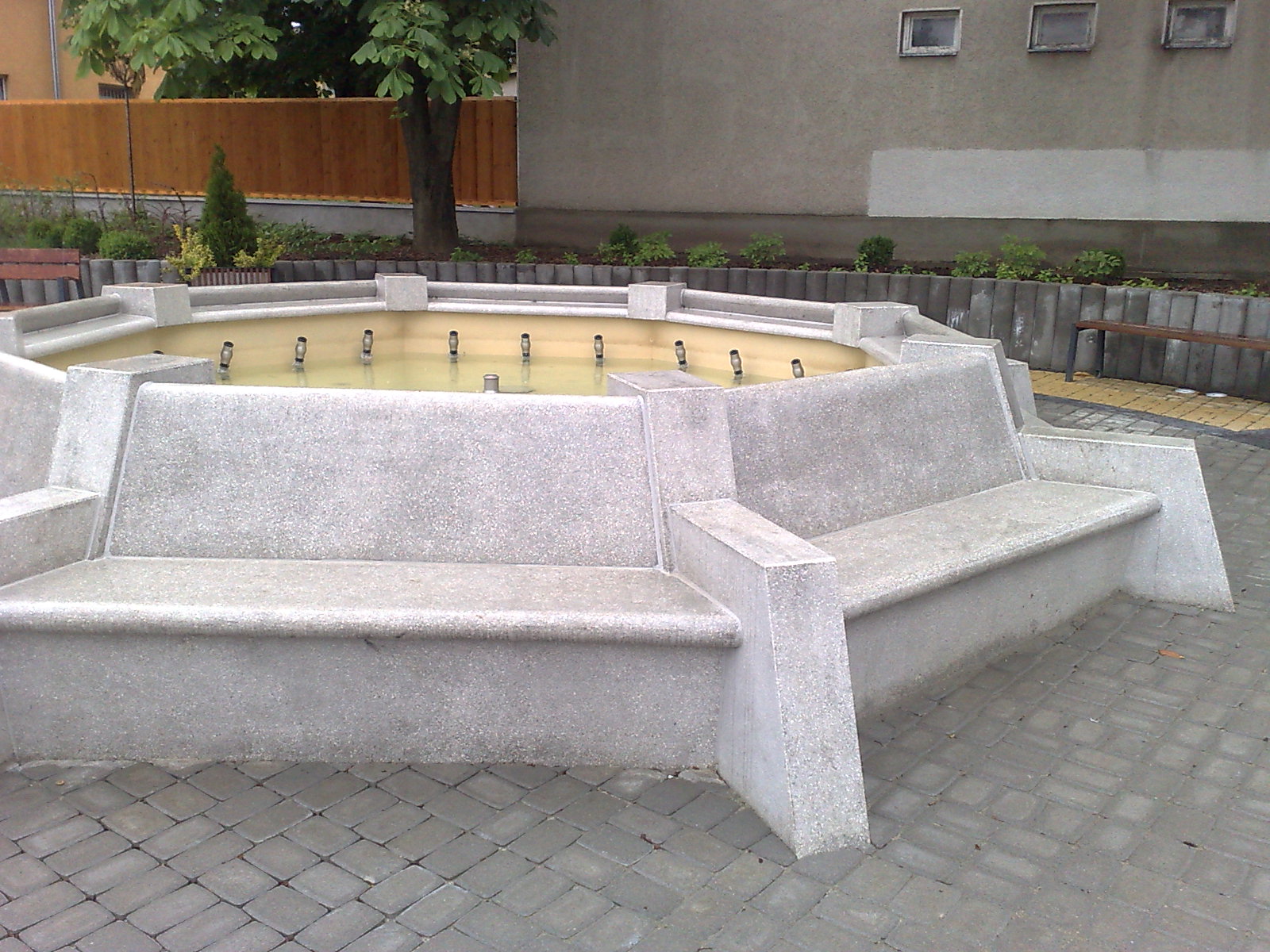 201006031678_20121212160105_99.jpg
