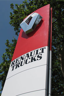 Hajdú Service Kft - Renault Trucks Szerviz, Renault márkaszerviz, tehergépkocsik autóbuszok, Hajdú service, Volvo Magyarország Debrecen,Volvo szakszerviz Kelet Magyarország, kamion mosás
