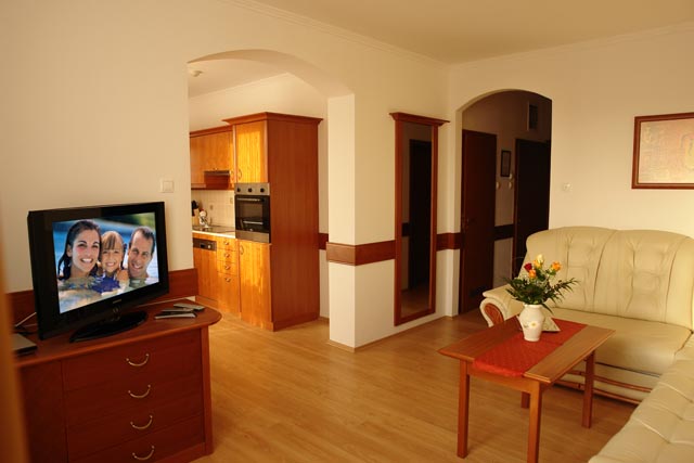 kehidakustany_panzio_superior_apartman_02_56_2011060293229_247.jpg kehidakustany_panzio_superior_apartman_02_56_2011060293229_247.jpg