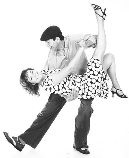 west coast swing oktatás, west coast swing tanfolyam, kezdő west coast swing társastánc oktatás tanfolyam Budapest Örs vezér tér, west coast swing tánctanfolyam