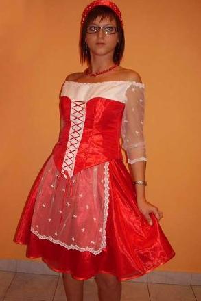 menyecskeruha3_676_20101123175739_614.JPG