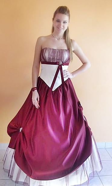 menyecskeruha5_837_20101123175739_764.JPG