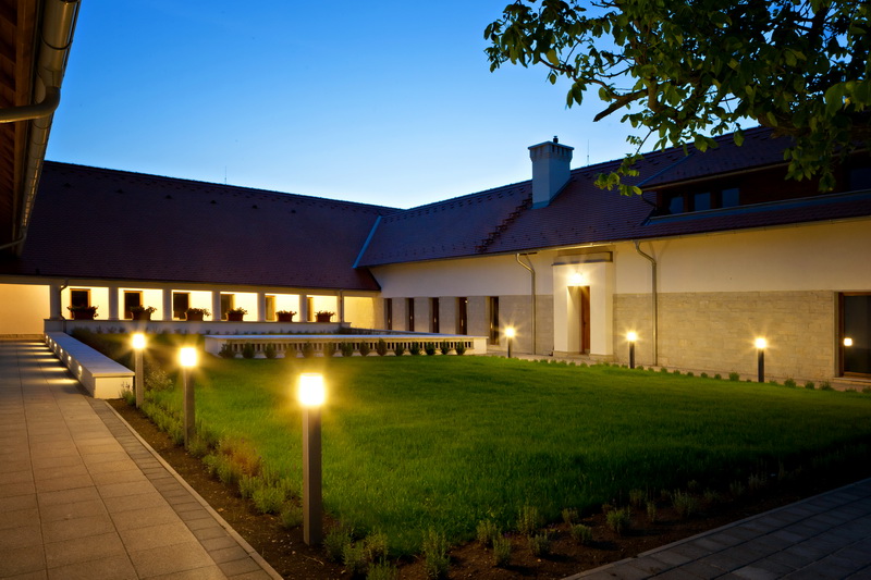 P&aacute;ntlika Pinc&eacute;szet, n&eacute;vre sz&oacute;l&oacute; borok, minős&eacute;gi magyar borok