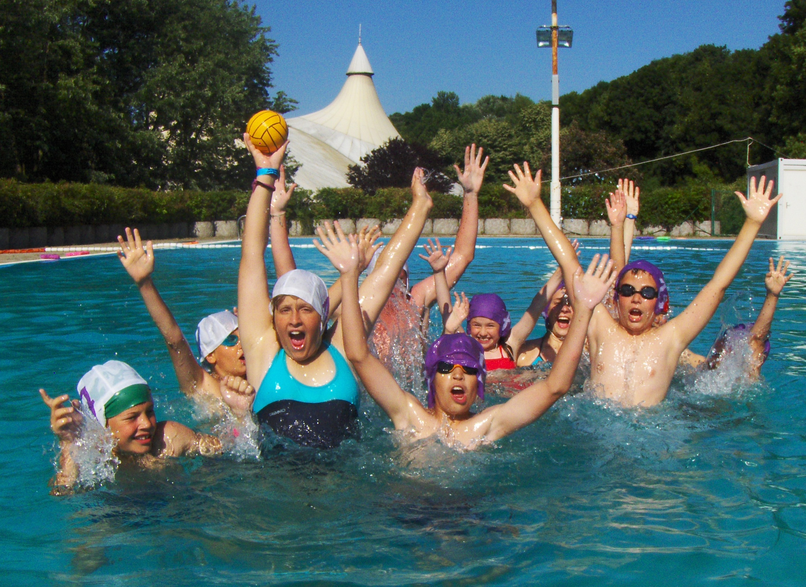 Nyári Gyerektábor, lovastábor, úszótábor, biciklis tábor, tenisz tábor, nyári gyerekprogramok, sportantropometria vizsgálat, utazás kiállítás nyári gyerekprogramok, 