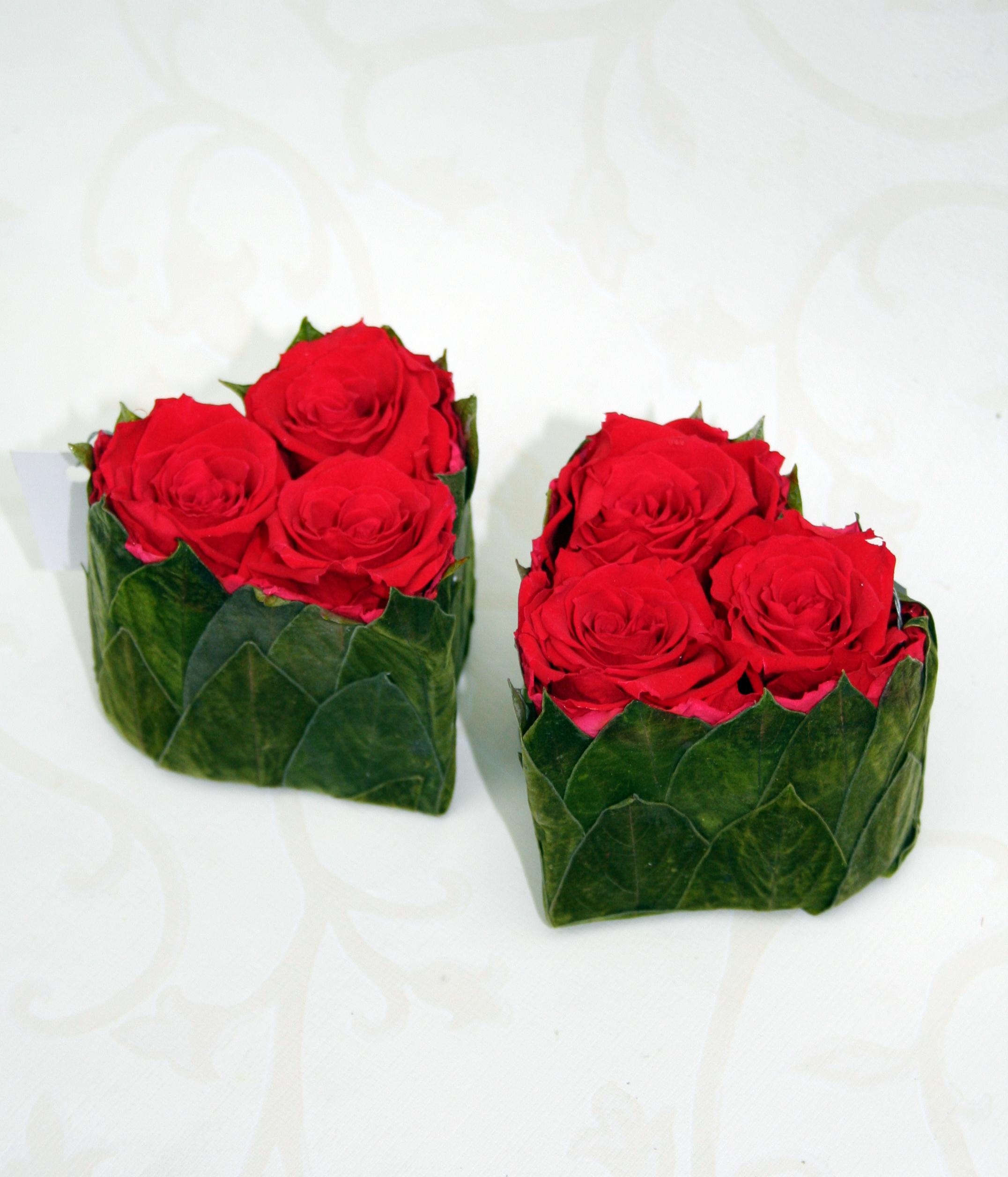 negy_20120207105440_7.jpg Valentin napi swarowski kristály, valentin napi virág, valentin napi ajándék, valentin napi meglepetés, valentin napi vermont impregnált rózsa