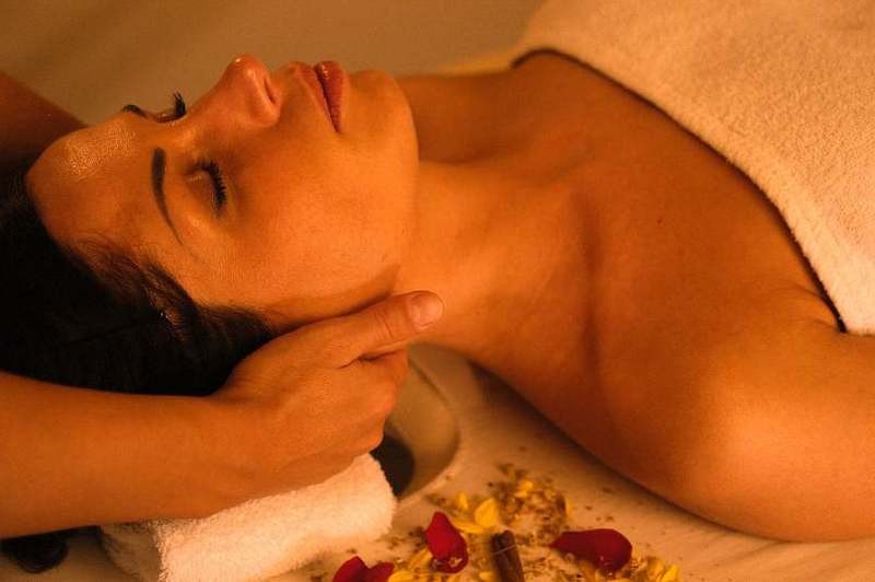 Tantra masszázs franciás stílusban, Japán csúszkás masszázs, Olajos testmasszázs, Izomlazító-stresszoldó masszázs, Aromaterápiás masszázs