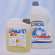 különböző vasanyagok és az ezekből készült félkész és késztermékek, ipari vegyiáru, háztartási vegyiáru forgalmazása