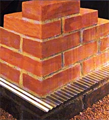 Archi-Land Kft. - falszigetelés, Falszigetelés krómacél lemez beütéssel, Hatékony falszigetelés fémlemez beütéssel, penészes fal kezelése, penészmentesítés, utólagos falszigetelés