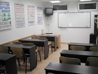 Tanterem - Autósiskola, motorosiskola, jogosítvány, vezetői tanfolyam