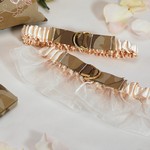 Asztaldekorációk, csináld magad dekorkellékek, dekorációk, égi lámpások, évfordulók kiegészítők a ruhához, kollekciók, konfetti ágyúk, köszönetajándékok, leány-és legénybúcsú meghívók, ültetőkártyák, nászajándékok, szertartás kellékek, tortadíszek, tortaszettek, vendégkönyvek. Esküvök teljes dekorációja, organzák, asztalközepek, asztali  futók, virágdíszek, kellékek. 