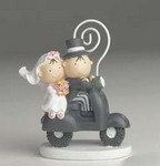 Asztaldekorációk, csináld magad dekorkellékek, dekorációk, égi lámpások, évfordulók kiegészítők a ruhához, kollekciók, konfetti ágyúk, köszönetajándékok, leány-és legénybúcsú meghívók, ültetőkártyák, nászajándékok, szertartás kellékek, tortadíszek, tortaszettek, vendégkönyvek. Esküvök teljes dekorációja, organzák, asztalközepek, asztali  futók, virágdíszek, kellékek. 