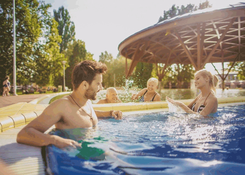 B&uuml;kf&uuml;rdő, f&uuml;rdő