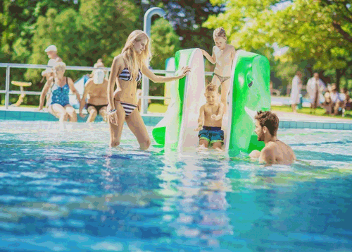 B&uuml;kf&uuml;rdő, f&uuml;rdő